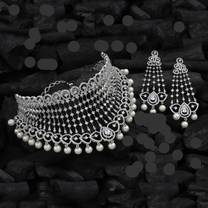 New V Shape Luxury Designer Choker Set